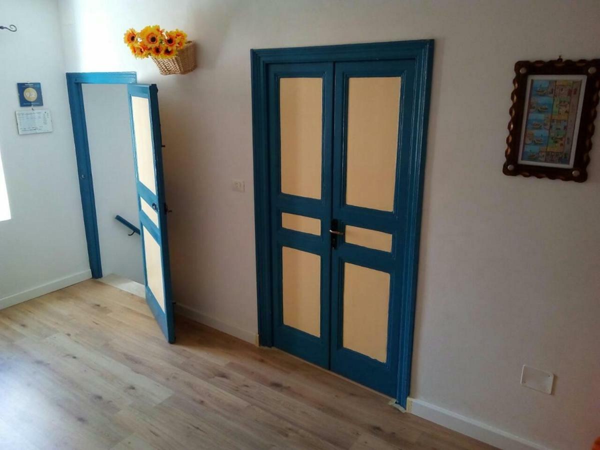 Don Vito'S Apartments 卡斯泰拉马莱 外观 照片